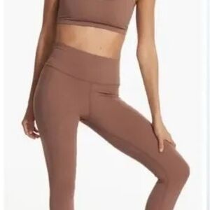 Vuori Women's Tan Leggings